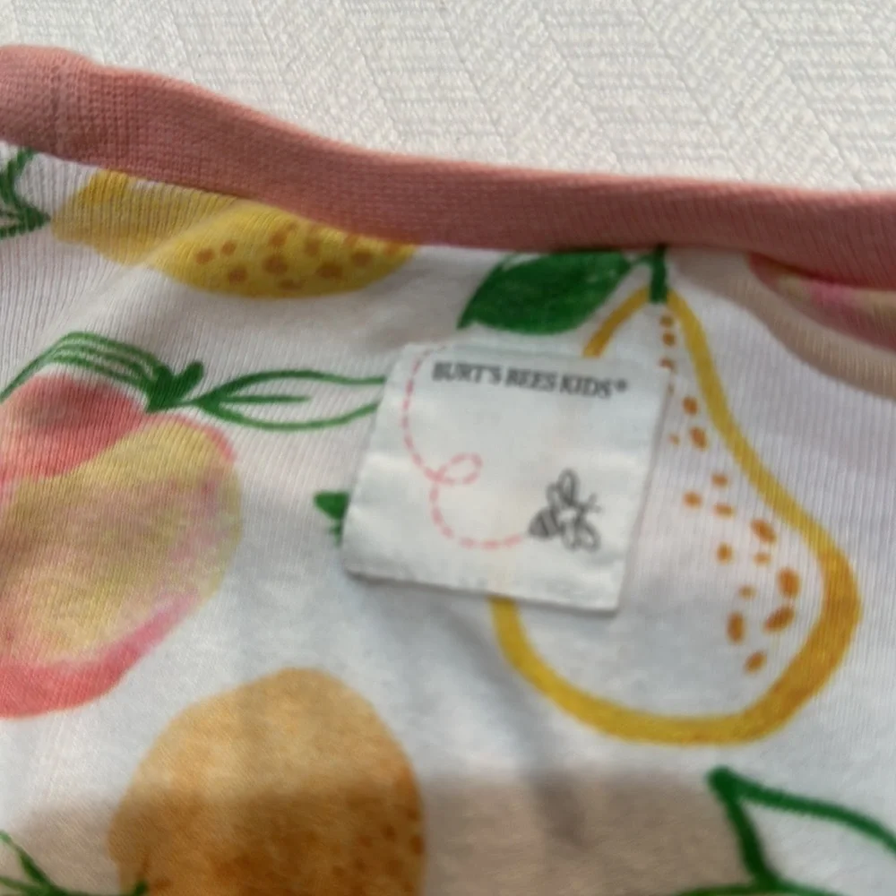 Burt’s Bees and Old Navy Bundle Three Toddler Pajamas 4T  100% cotton